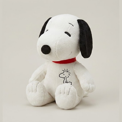 
SleepyBuddy™ – Oddychający Pluszak z Kołysankami i Delikatnym Światłem 🐶💤